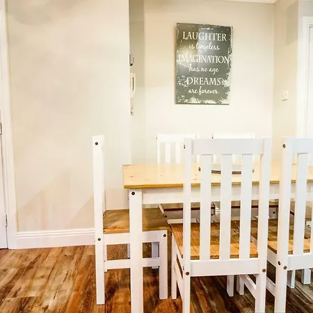 Ferienhaus Fabulous City Townhouse With Parking Max 6 Guests *