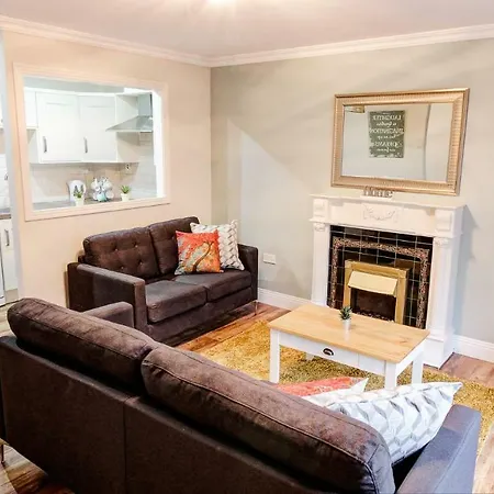 Ferienhaus Fabulous City Townhouse With Parking Max 6 Guests *